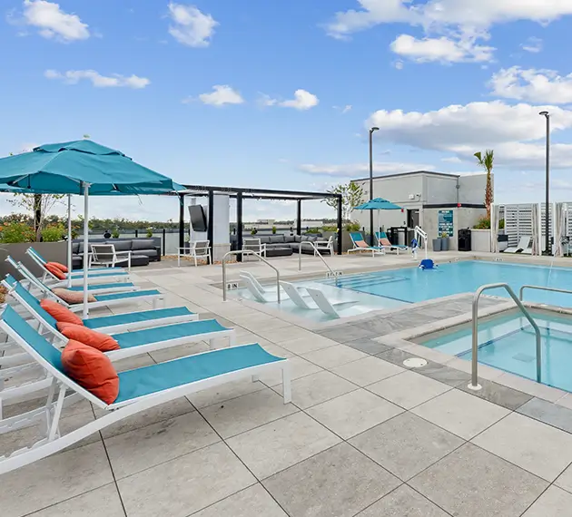 resort syle pool